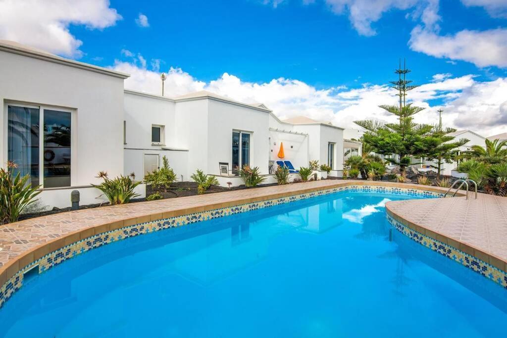 Luxurious Bungalow A2 In A Quiet Complex With Pool 100M From The Sea チャルコ・デル・パロ エクステリア 写真