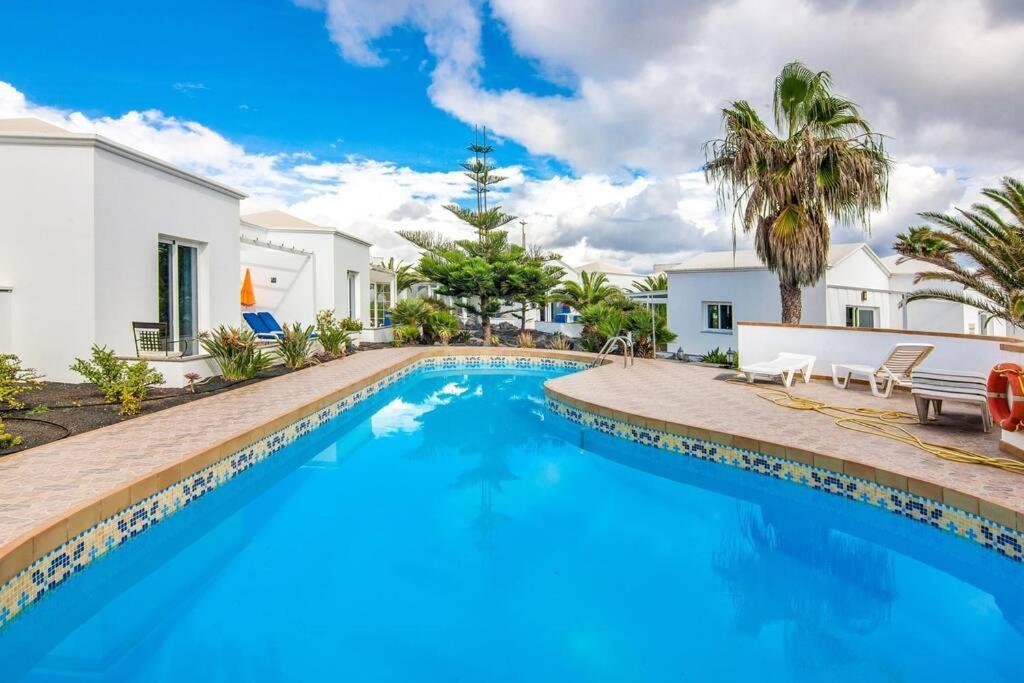 Luxurious Bungalow A2 In A Quiet Complex With Pool 100M From The Sea チャルコ・デル・パロ エクステリア 写真