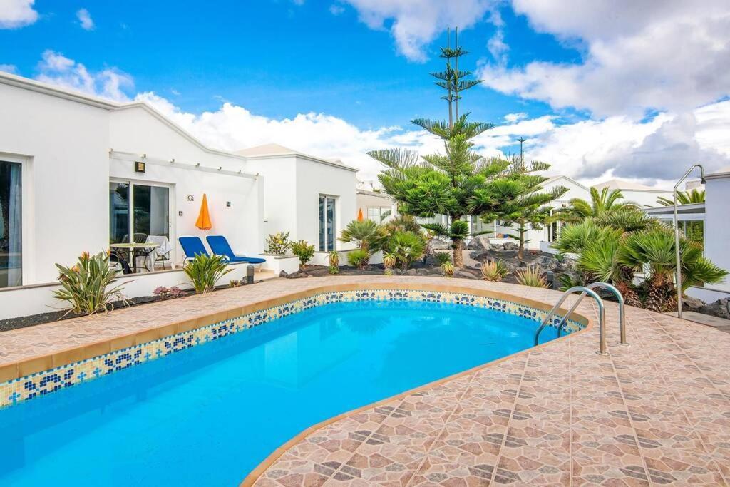Luxurious Bungalow A2 In A Quiet Complex With Pool 100M From The Sea チャルコ・デル・パロ エクステリア 写真